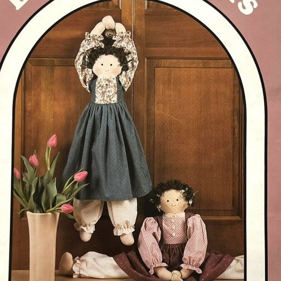 Vintage 1987 Dream Spinners #134 "Warm At Heart" Pattern 28" Door Stopper Doll - Picture 3 of 4